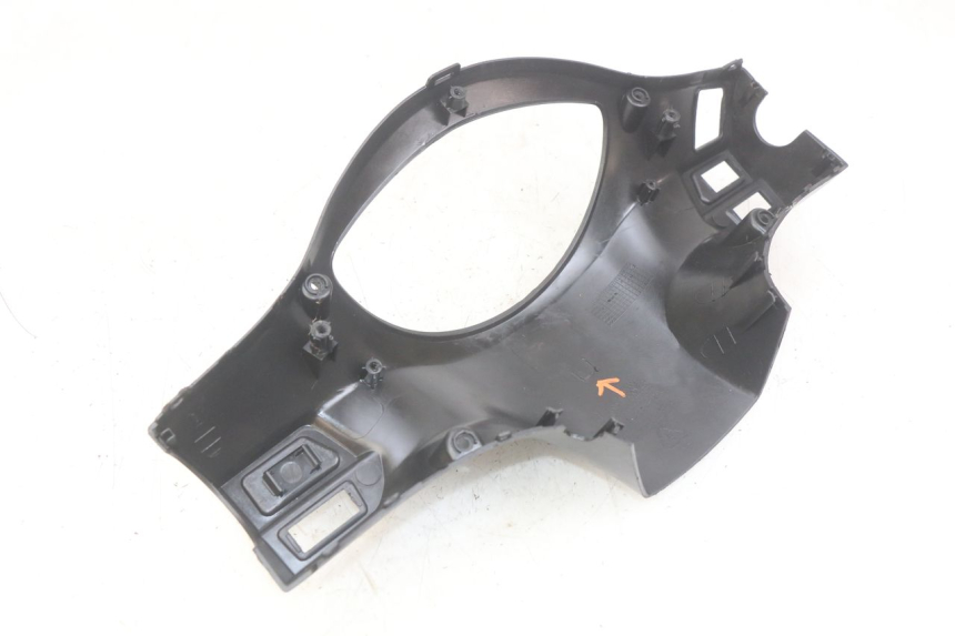 photo de CUBIERTA DE MANILLAR TRASERO PEUGEOT TWEET 4T 50 (2018 - 2022) - Primer plano técnico