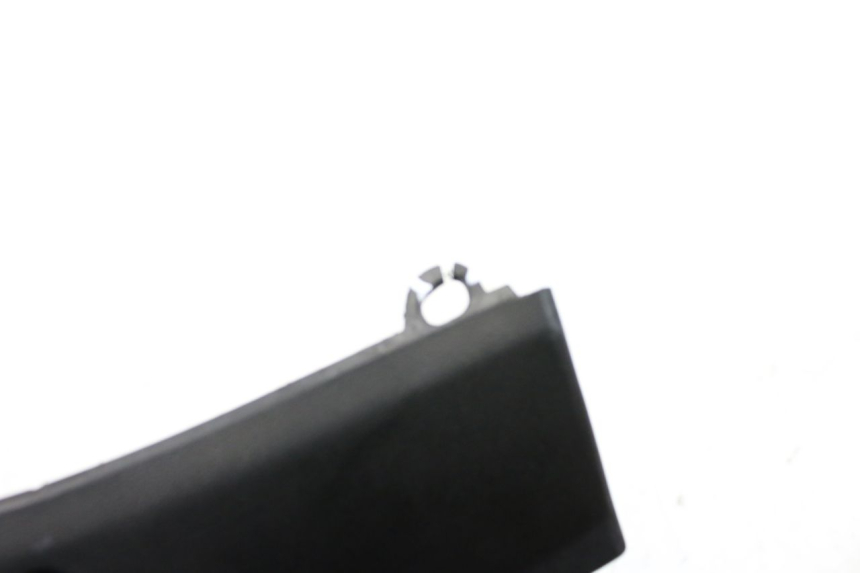 photo de CUBIERTA DE MANILLAR TRASERO PEUGEOT TWEET 125 (2010 - 2017) - Vista general del producto