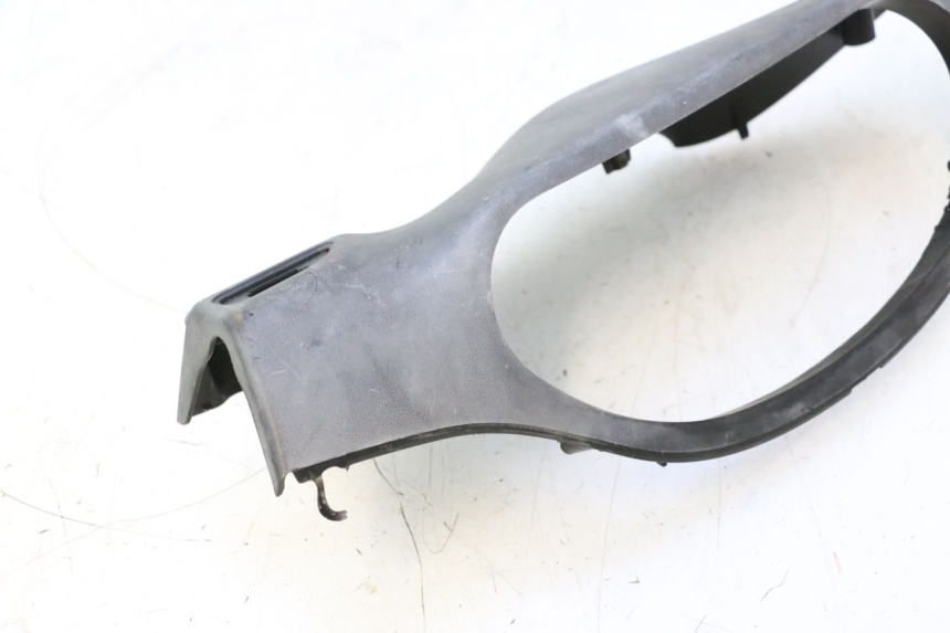 photo de TAPA MANILLAR DELANTERO PIAGGIO TYPHOON 50 (2000 - 2009) - Zoom estado de uso