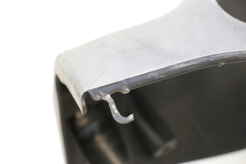 photo de TAPA MANILLAR DELANTERO PIAGGIO TYPHOON 50 (2000 - 2009) - Marcados y referencias originales