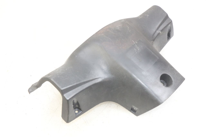 photo de CUBIERTA DE MANILLAR TRASERO PEUGEOT V-CLIC VCLIC 50 (2007 - 2013) - Detalle de la pieza