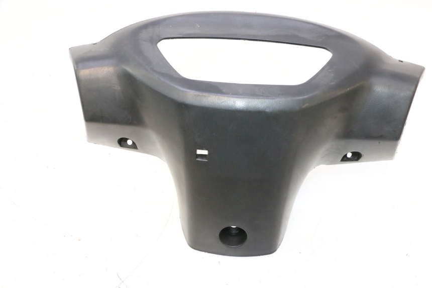 photo de CUBIERTA DE MANILLAR TRASERO PEUGEOT V-CLIC VCLIC 50 (2007 - 2013) - Estado de la superficie y material