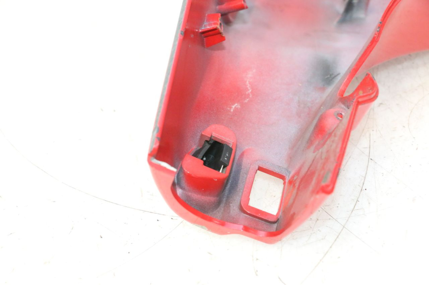 photo de CUBIERTA DE MANILLAR TRASERO. PIAGGIO VESPA S 2T 50 (2007 - 2014) - Enfoque en la estructura