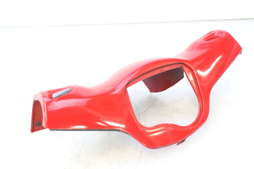 photo de CUBIERTA DE MANILLAR TRASERO. PIAGGIO VESPA S 2T 50 (2007 - 2014) - Primer plano técnico