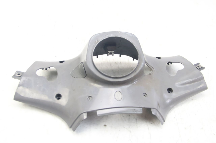 photo de CUBIERTA DEL MANILLAR TRASERO PIAGGIO VESPA SPRINT 2T 50 (2014 - 2018) - Vista general del producto