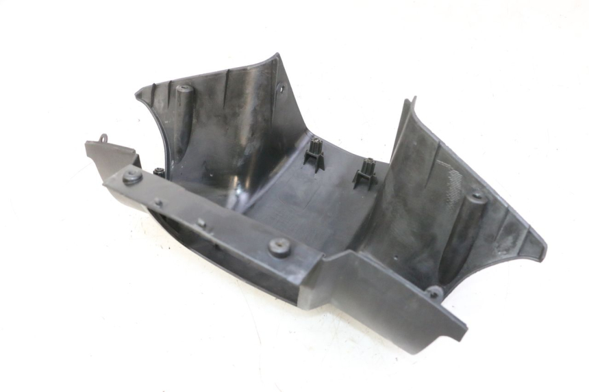photo de TAPA MANILLAR DELANTERO PEUGEOT VIVACITY NEW 4T 50 (2008 - 2017) - Primer plano técnico