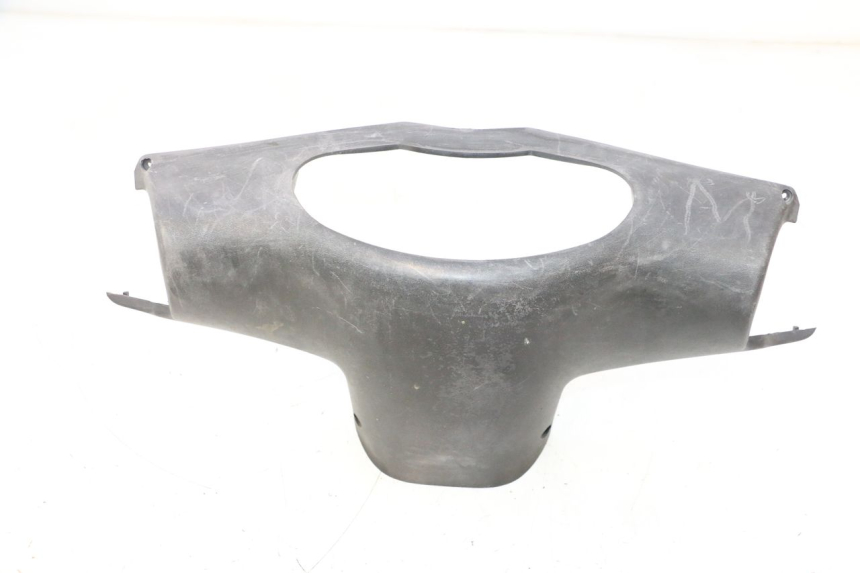 photo de CUBIERTA DE MANILLAR TRASERO PEUGEOT VIVACITY 50 (1998 - 2003) - Vista principal