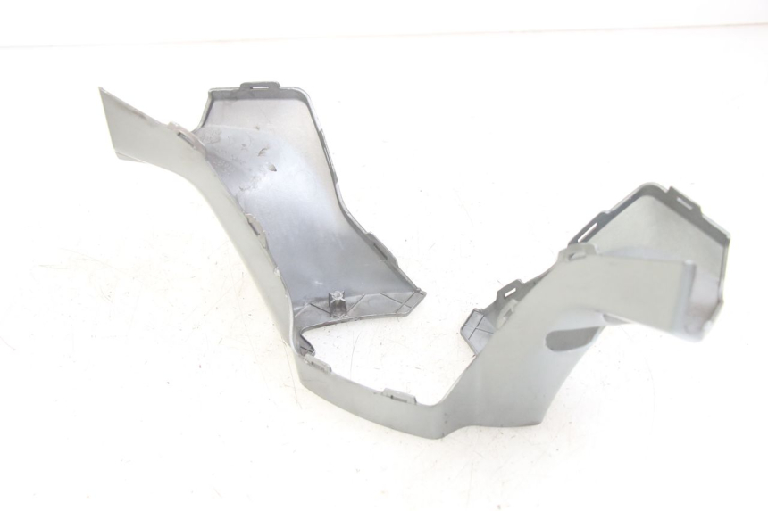 photo de TAPA MANILLAR DELANTERO KYMCO X-CITING XCITING 400 (2014 - 2018) - Detalle de la pieza