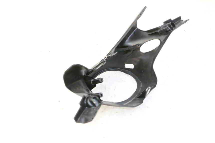 photo de TAPA MANILLAR DELANTERO YAMAHA XMAX X-MAX 125 (2021 - 2025) - Otra perspectiva