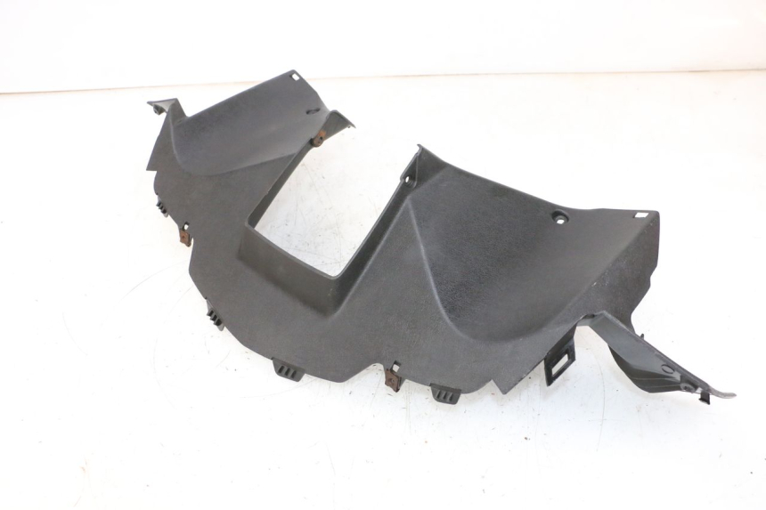 photo de CUBIERTA DEL MANILLAR TRASERO YAMAHA XMAX X-MAX 125 (2006 - 2009) - Vista principal