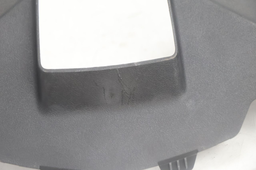 photo de CUBIERTA DEL MANILLAR TRASERO YAMAHA XMAX X-MAX 125 (2006 - 2009) - Detalle de la pieza