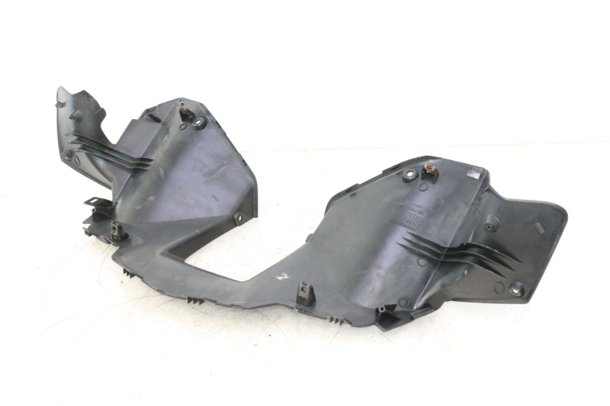 photo de CUBIERTA DEL MANILLAR TRASERO YAMAHA XMAX X-MAX 125 (2006 - 2009) - Recambio usado revisado