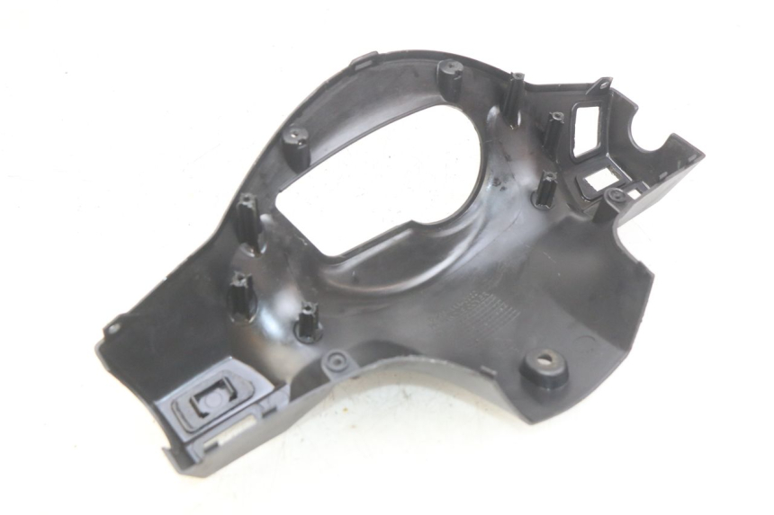 photo de CUBIERTA DEL MANILLAR TRASERO SYM X-PRO 4T 50 (2014 - 2021) - Zoom estado de uso