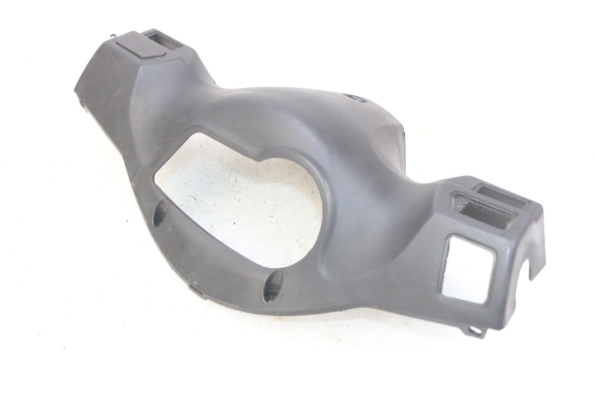 photo de CUBIERTA DEL MANILLAR TRASERO SYM X-PRO 4T 50 (2014 - 2021) - Otra perspectiva