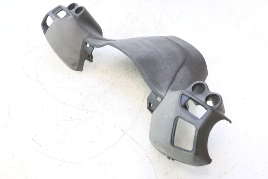 photo de TAPA MANILLAR DELANTERO PIAGGIO X8 STREET 125 (2006 - 2007) - Zoom estado de uso