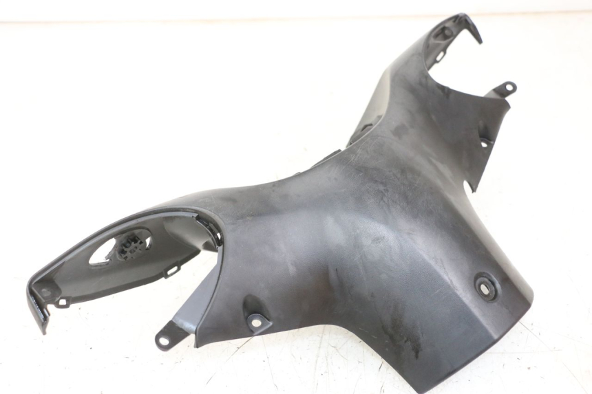 photo de TAPA MANILLAR DELANTERO YAMAHA NEOS NEO'S 4T 50 (2008 - 2016) - Primer plano técnico