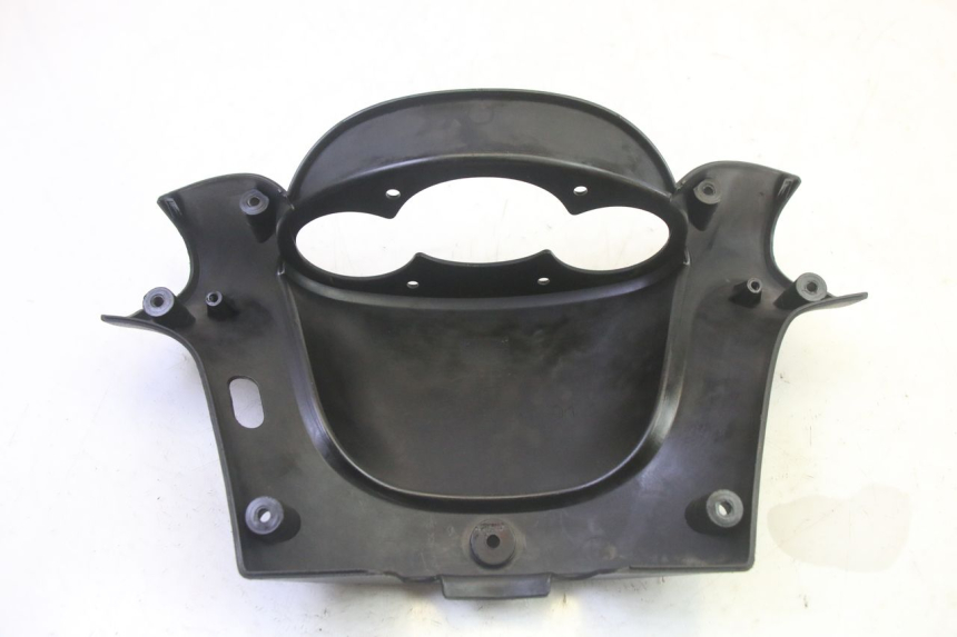 photo de CUBIERTA DE MANILLAR TRASERO YAMAHA YP MAJESTY 125 (2002 - 2006) - Otra perspectiva