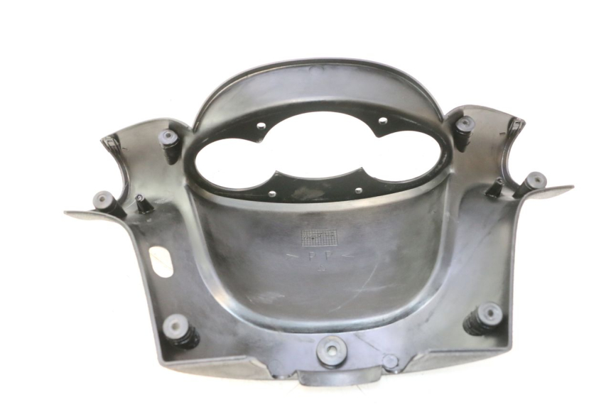 photo de TAPA MANILLAR DELANTERO YAMAHA YP MAJESTY 125 (1998 - 2001) - Otra perspectiva