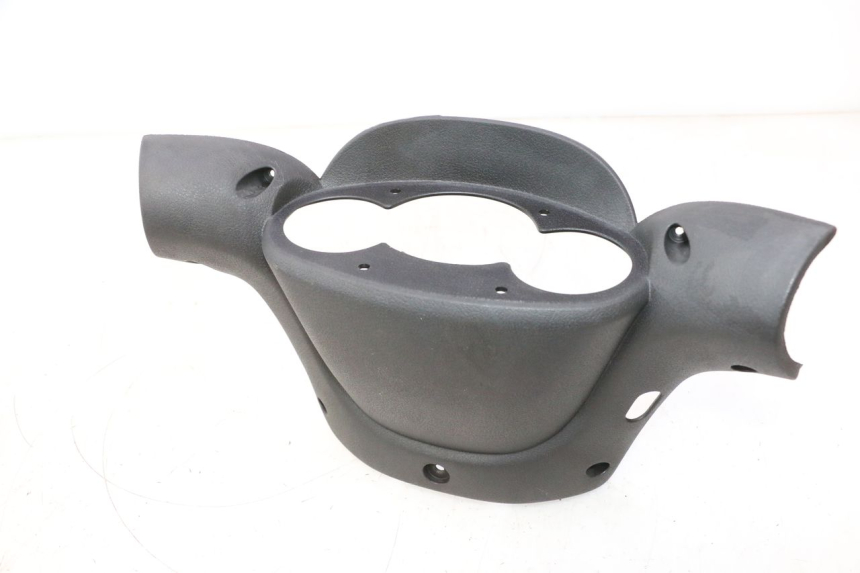 photo de TAPA MANILLAR DELANTERO YAMAHA YP MAJESTY 125 (1998 - 2001) - Vista principal