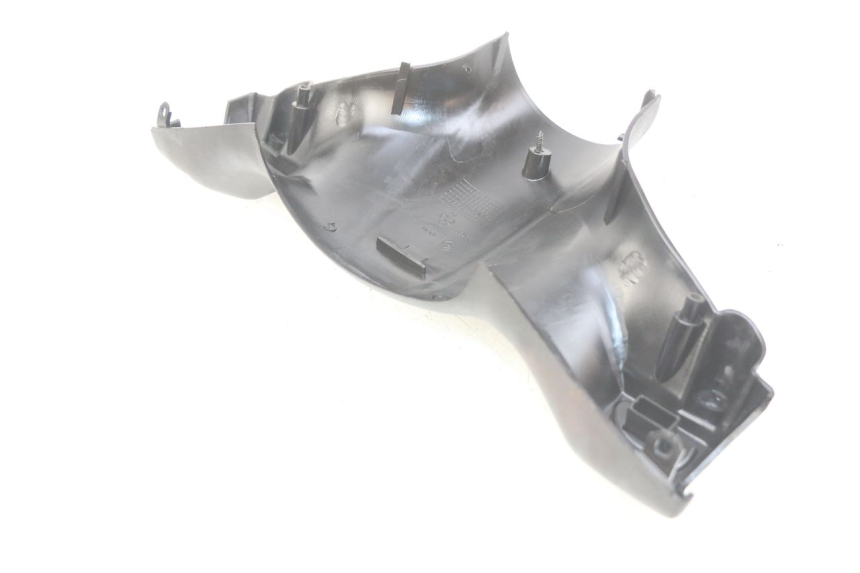 photo de CUBIERTA DE MANILLAR TRASERO PIAGGIO ZIP 4T 50 (2018 - 2020) - Primer plano técnico