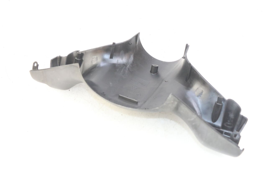 photo de CUBIERTA DE MANILLAR TRASERO PIAGGIO ZIP 4T 50 (2018 - 2020) - Otra perspectiva