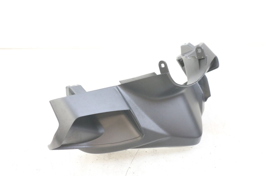 photo de CUBIERTA DEL MANILLAR DELANTERO YAMAHA AEROX 2T 50 (2013 - 2017) - Detalle de la pieza