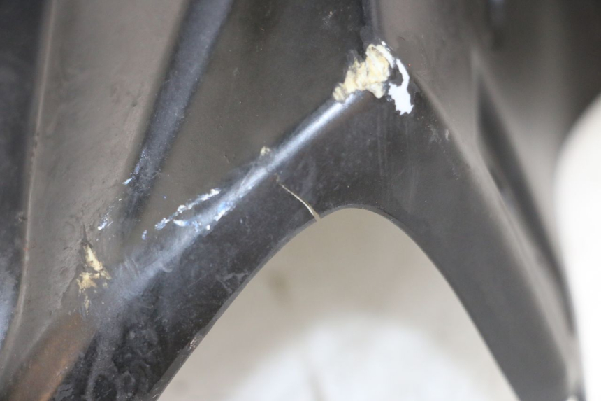 photo de TAPA MANILLAR TRASERO KYMCO AGILITY PREMIUM 50 (2007 - 2010) - Zoom estado de uso