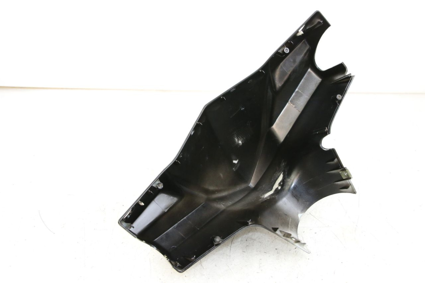 photo de TAPA MANILLAR TRASERO TNT MOTOR BOSTON 4T 50 (2018 - 2025) - Zoom estado de uso