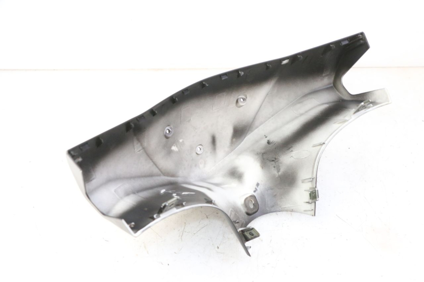 photo de TAPA MANILLAR TRASERO MOTRON BREEZY 4T 50 (2021 - 2025) - Detalle de la pieza