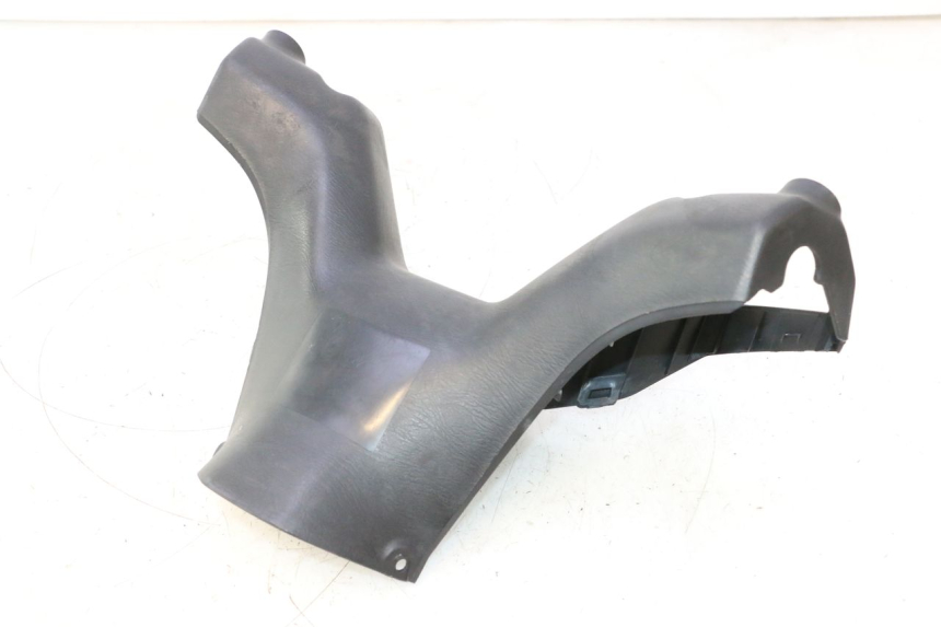 photo de TAPA MANILLAR TRASERO SUZUKI BURGMAN 125 (2007 - 2014) - Detalle de la pieza