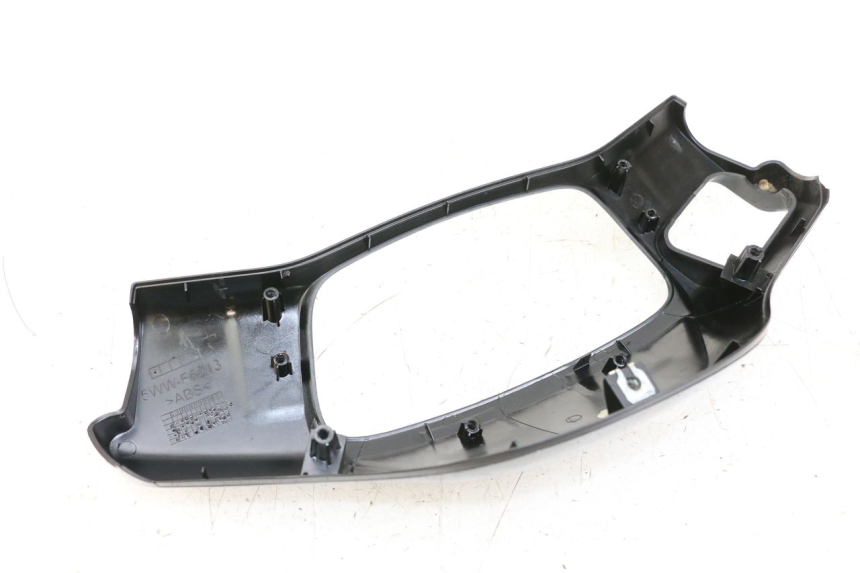 photo de CUBIERTA DEL MANILLAR DELANTERO YAMAHA BW'S 50 (2004 - 2017) - Estado de la superficie y material