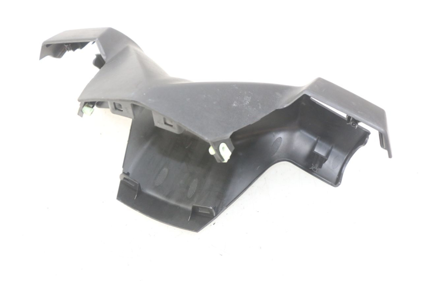 photo de CUBIERTA DEL MANILLAR DELANTERO PEUGEOT CITYSTAR 125 (2011 - 2017) - Otra perspectiva