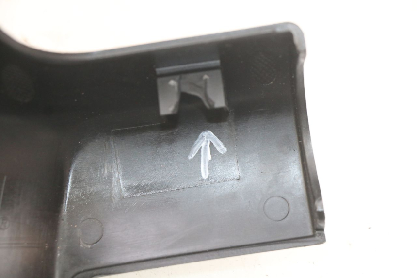 photo de CUBIERTA DEL MANILLAR DELANTERO PEUGEOT CITYSTAR 125 (2011 - 2017) - Vista general del producto