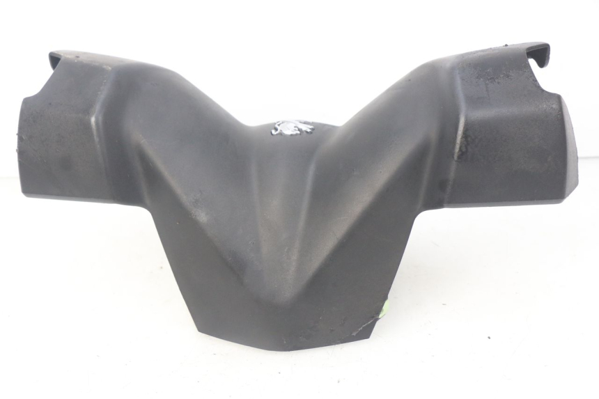 photo de CUBIERTA DEL MANILLAR DELANTERO PEUGEOT CITYSTAR 50 (2013 - 2017) - Vista general del producto