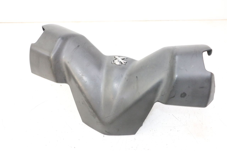 photo de CUBIERTA DEL MANILLAR DELANTERO PEUGEOT CITYSTAR 50 (2013 - 2017) - Zoom estado de uso