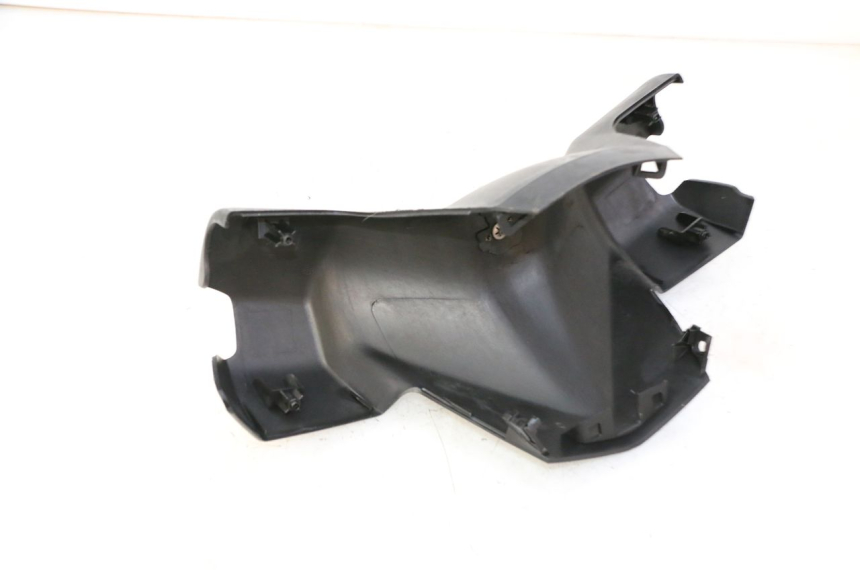 photo de CUBIERTA DEL MANILLAR DELANTERO PEUGEOT CITYSTAR 50 (2013 - 2017) - Vista general del producto