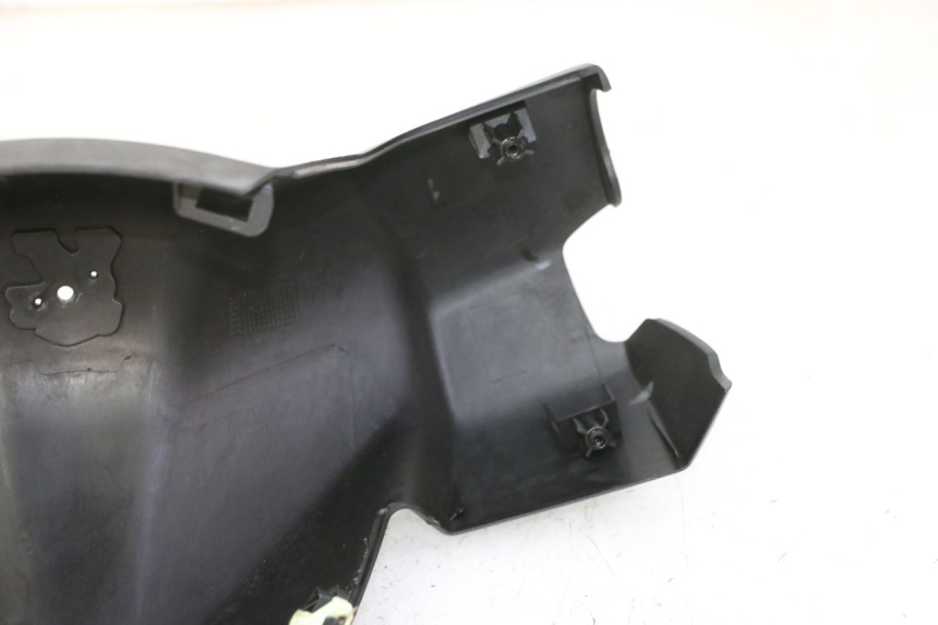 photo de CUBIERTA DEL MANILLAR DELANTERO PEUGEOT CITYSTAR 50 (2013 - 2017) - Otra perspectiva