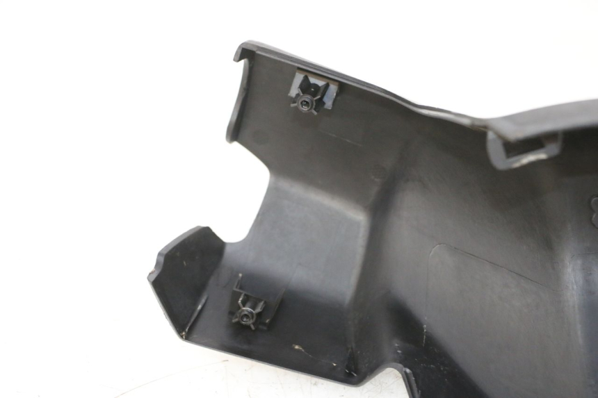 photo de CUBIERTA DEL MANILLAR DELANTERO PEUGEOT CITYSTAR 50 (2013 - 2017) - Primer plano técnico