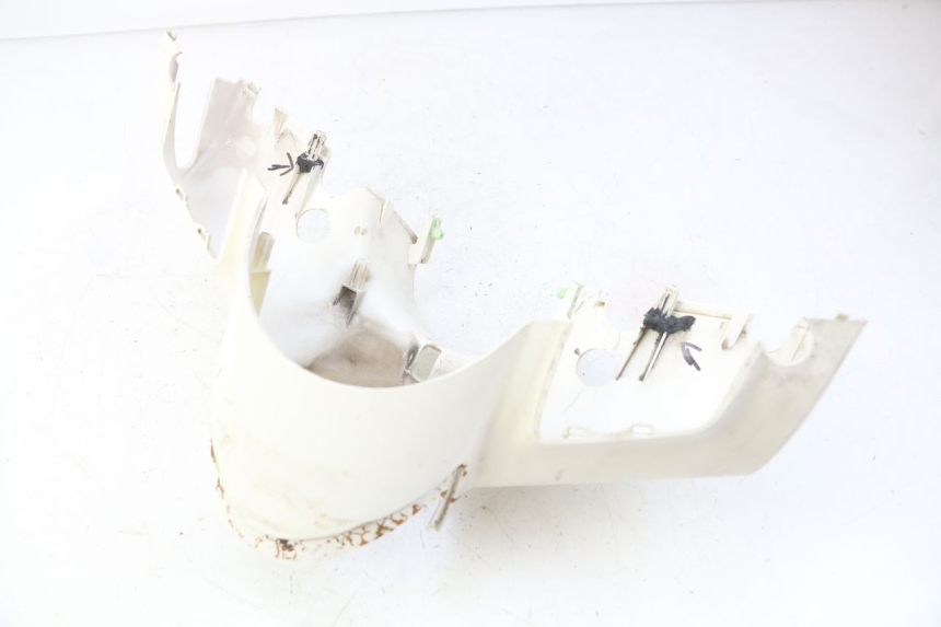 photo de CUBIERTA DEL MANILLAR DELANTERO PEUGEOT DJANGO 2T 50 (2014 - 2019) - Características distintivas