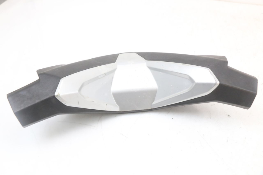 photo de TAPA MANILLAR TRASERO LONGJIA EASY MAX 125 (2020 - 2024) - Zoom estado de uso