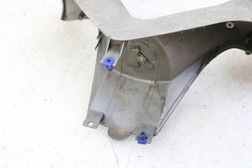 photo de CUBIERTA DEL MANILLAR DELANTERO PEUGEOT ELYSTAR 50 (2002 - 2014) - Vista general del producto