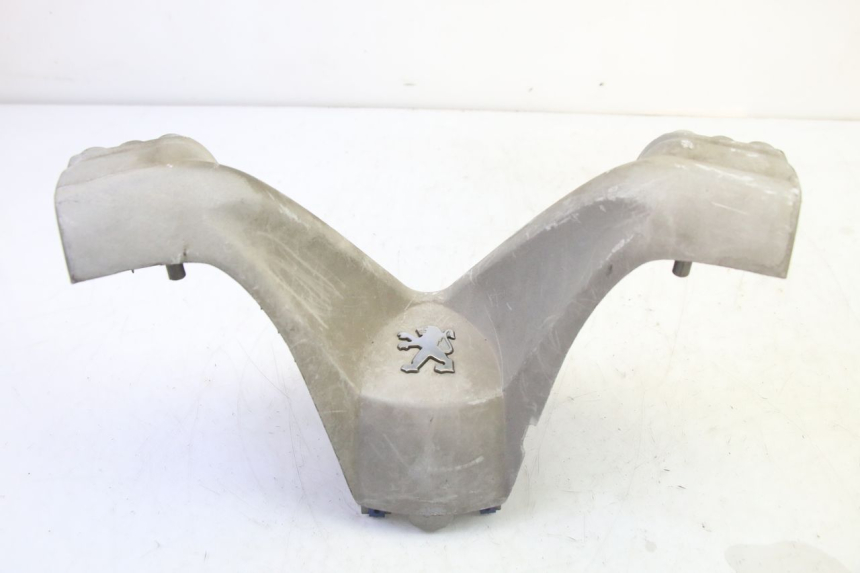 photo de CUBIERTA DEL MANILLAR DELANTERO PEUGEOT ELYSTAR 50 (2002 - 2014) - Vista principal