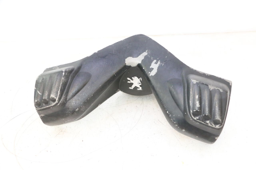 photo de CUBIERTA DEL MANILLAR DELANTERO PEUGEOT ELYSTAR 50 (2002 - 2014) - Detalle de la pieza