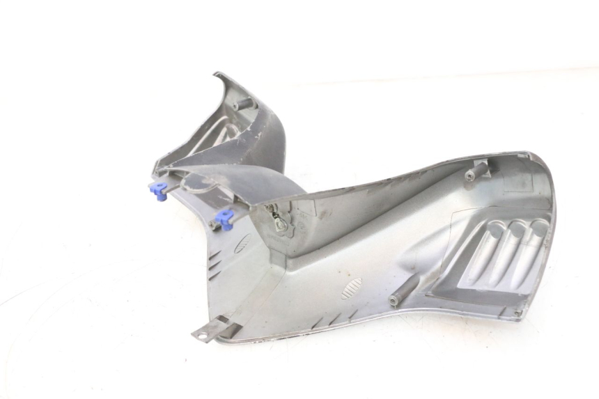 photo de CUBIERTA DEL MANILLAR DELANTERO PEUGEOT ELYSTAR 50 (2002 - 2014) - Otra perspectiva