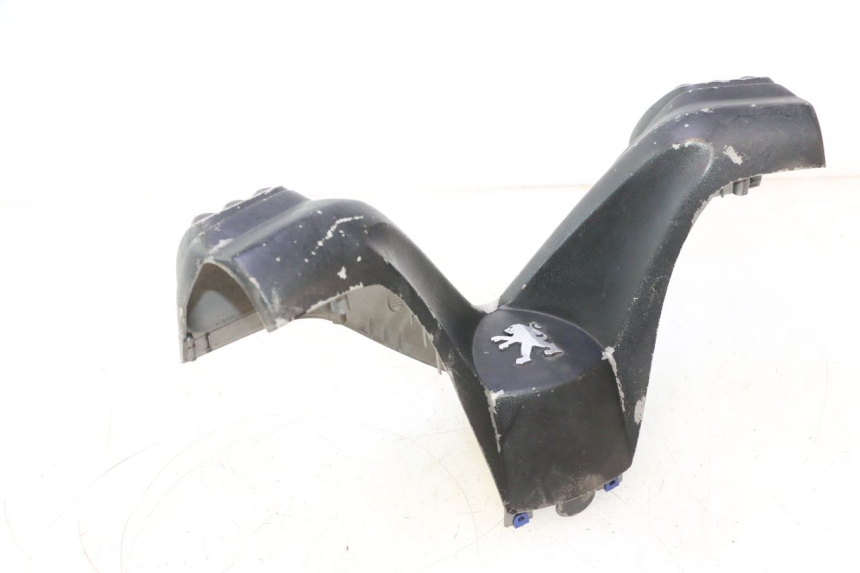 photo de CUBIERTA DEL MANILLAR DELANTERO PEUGEOT ELYSTAR 50 (2002 - 2014) - Detalles de los puntos de fijación