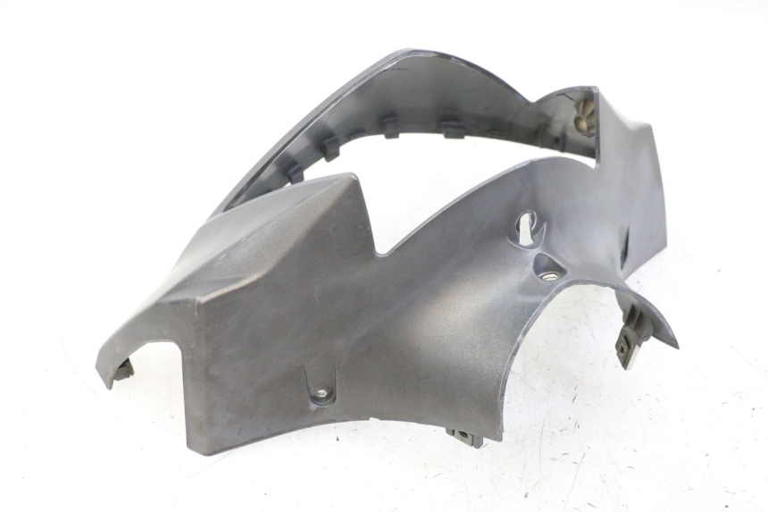 photo de CUBIERTA DEL MANILLAR DELANTERO JM MOTORS EVOLIS 4T 50 (2018 - 2022) - Primer plano técnico