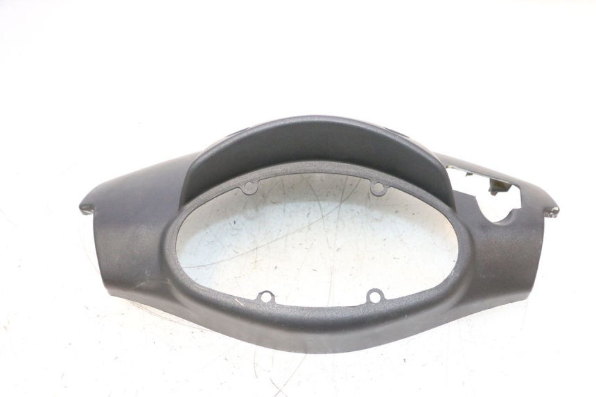 photo de TAPA MANILLAR TRASERO KEEWAY F-ACT FACT EVO 50 (2020 - 2026) - Detalles de los puntos de fijación