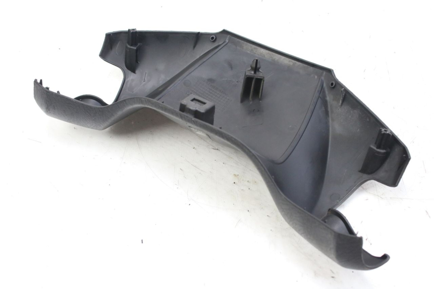 photo de CUBIERTA DEL MANILLAR DELANTERO HONDA FES S-WING SWING ABS 125 (2007 - 2015) - Detalle de la pieza