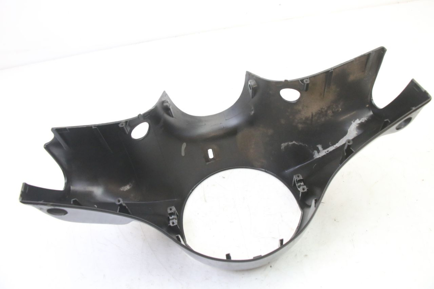 photo de TAPA MANILLAR TRASERO SYM FIDDLE 2 S 125 (2012 - 2014) - Detalles de los puntos de fijación