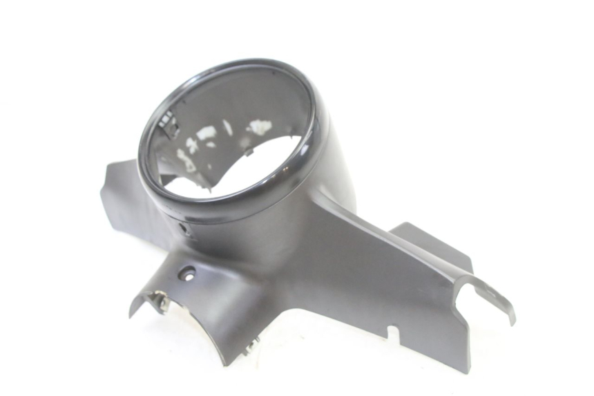 photo de CUBRE MANILLAR DELANTERO VENESI FLY RETRO 4T 50 (2020 - 2025) - Primer plano técnico